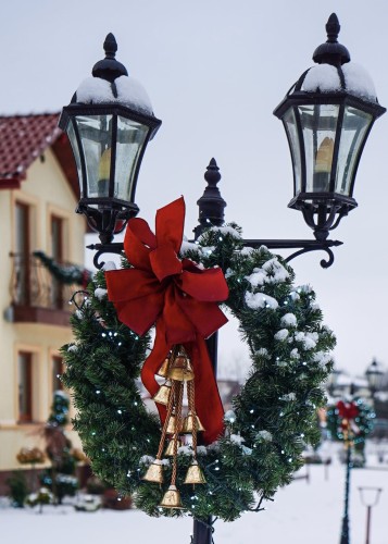 dzwonki vintage złote na sznurku 2