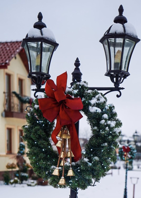dzwonki vintage złote na sznurku 2