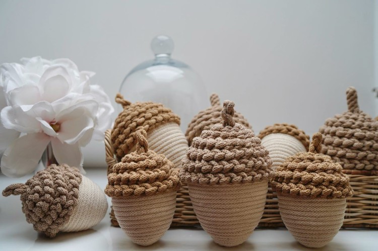 Żołądź ozdobny w kolorze cappuccino 5