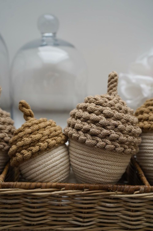 Żołądź ozdobny w kolorze cappuccino 5