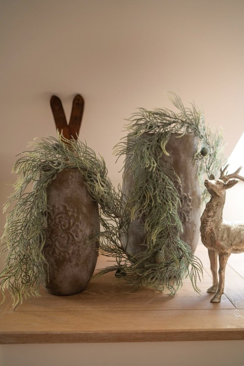 Girlanda świąteczna cyprysowa, szroniona z szyszkami 3